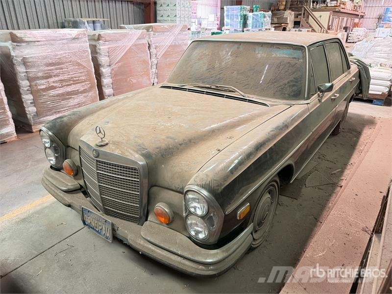 Mercedes-Benz 280SEL Automobile 자동차