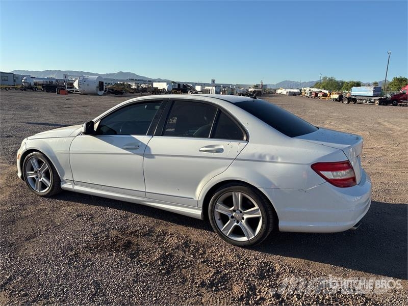 Mercedes-Benz C300 Легковые автомобили