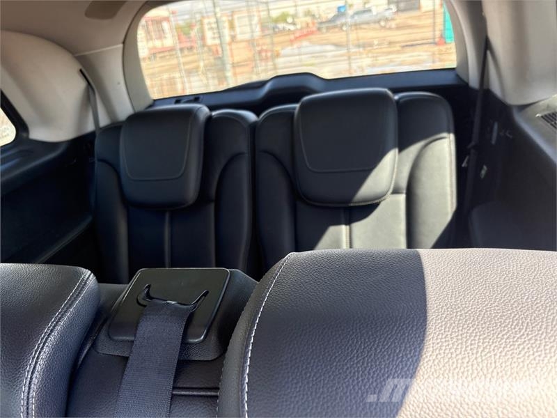 Mercedes-Benz GL450 汽车
