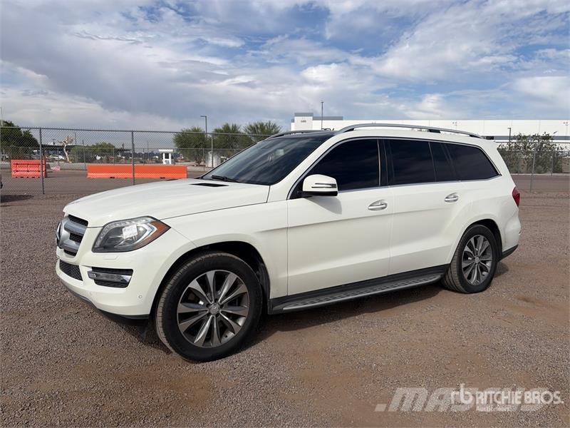 Mercedes-Benz GL450 سيارات