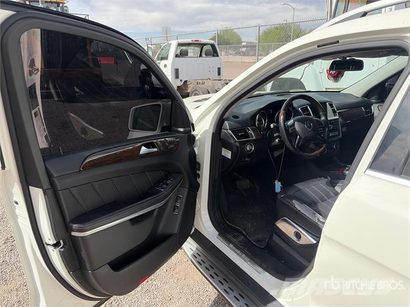 Mercedes-Benz GL450 سيارات