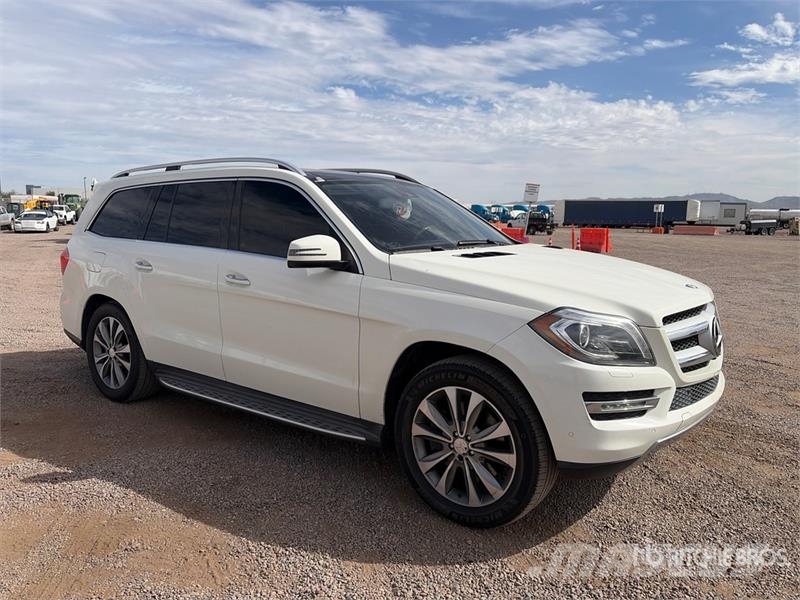 Mercedes-Benz GL450 سيارات
