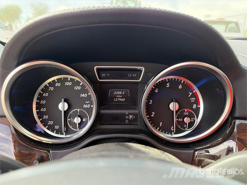 Mercedes-Benz GL450 سيارات