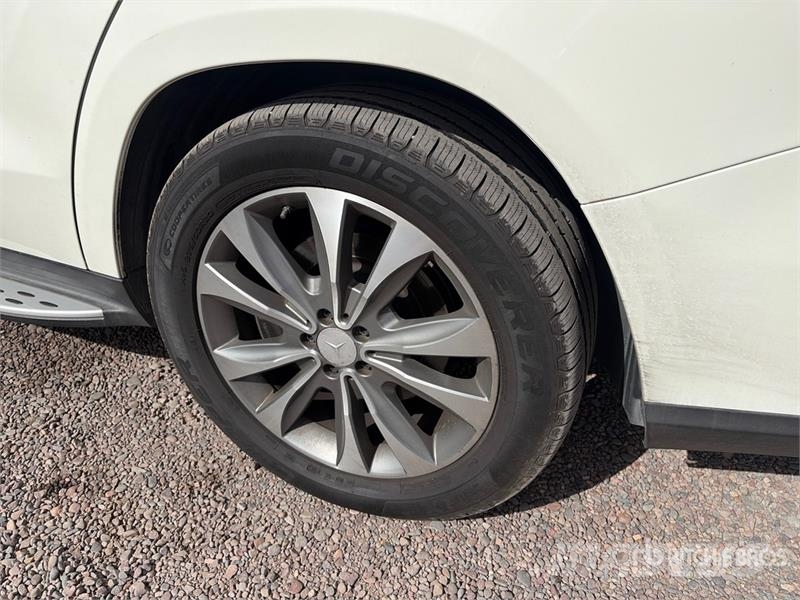 Mercedes-Benz GL450 سيارات