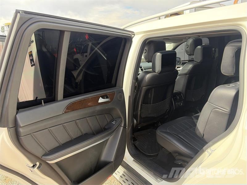 Mercedes-Benz GL450 سيارات