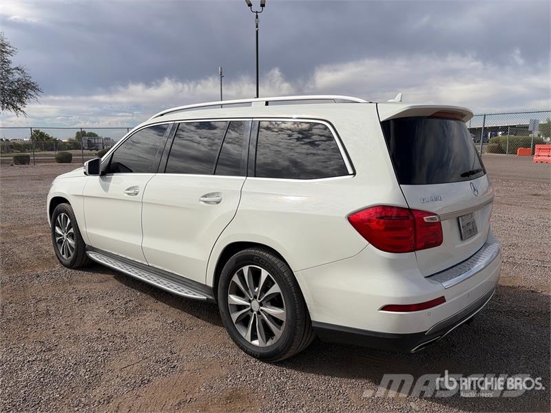 Mercedes-Benz GL450 سيارات