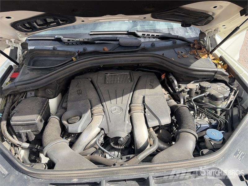 Mercedes-Benz GL450 سيارات