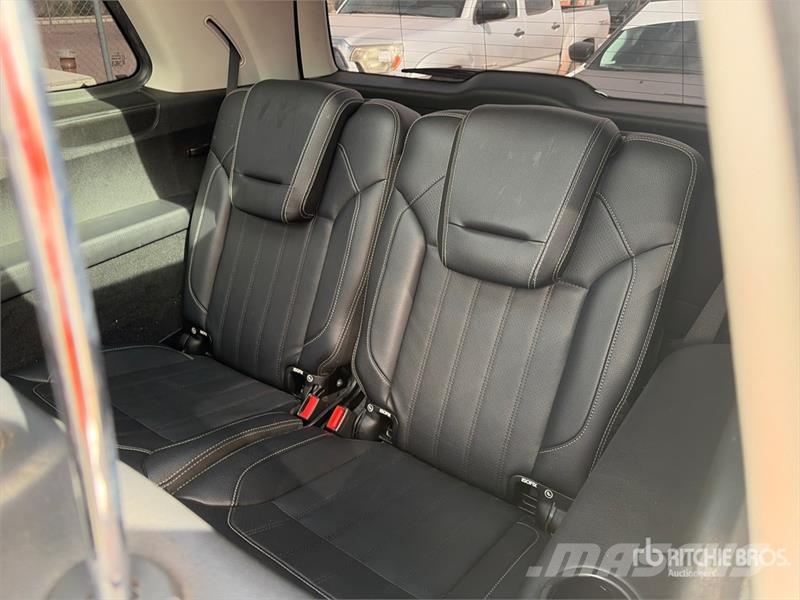Mercedes-Benz GL450 سيارات