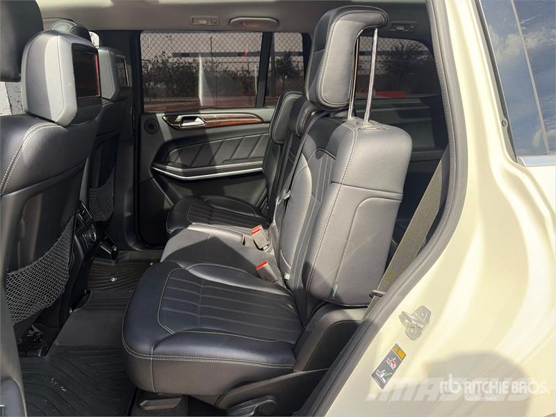 Mercedes-Benz GL450 سيارات