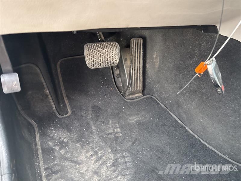 Mercedes-Benz GLK 350 2WD SUV 汽车