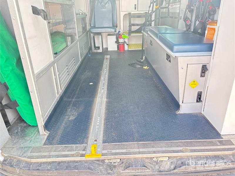 Mercedes-Benz Sprinter 4x2 Ambulance Ambulâncias
