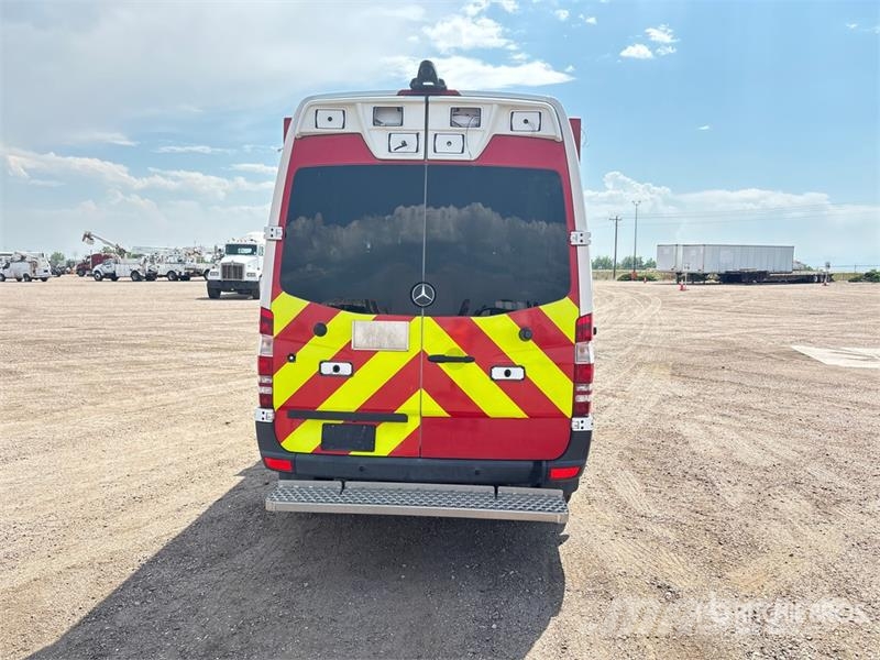 Mercedes-Benz Sprinter 4x2 Ambulance Ambulâncias