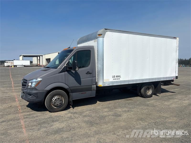 Mercedes-Benz Sprinter 4x2 Van Truck Box body trucks