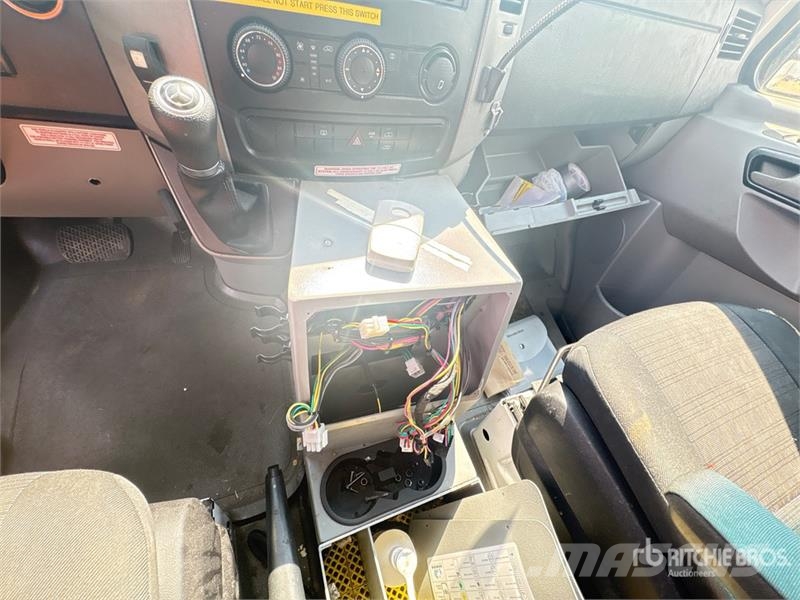 Mercedes-Benz Sprinter 4x2 Ambulance Ambulâncias