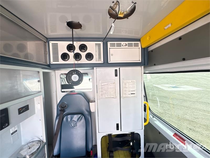 Mercedes-Benz Sprinter 4x2 Ambulance Ambulâncias