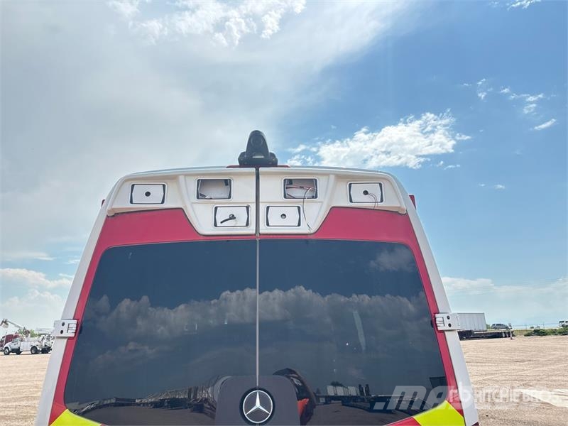 Mercedes-Benz Sprinter 4x2 Ambulance Ambulâncias