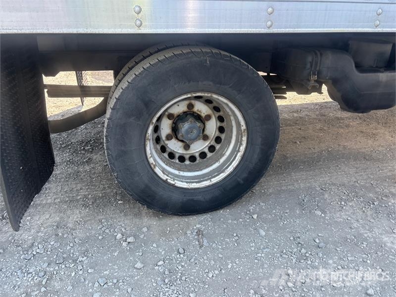 Mercedes-Benz Sprinter 4x2 Van Truck Box body trucks