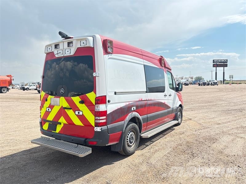 Mercedes-Benz Sprinter 4x2 Ambulance Ambulâncias