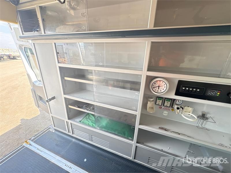 Mercedes-Benz Sprinter 4x2 Ambulance Ambulâncias