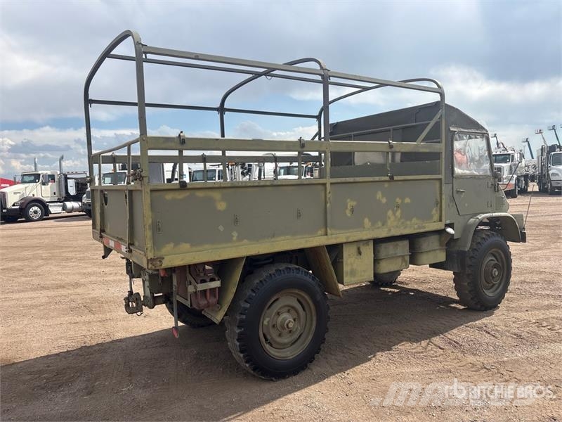 Mercedes-Benz Unimog 4x4 Utility Vehicle ماكينات منفعة عامة