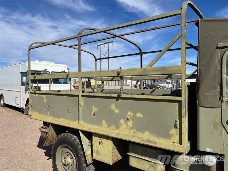 Mercedes-Benz Unimog 4x4 Flatbed Truck 平板式/側卸式卡車