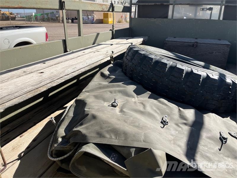 Mercedes-Benz Unimog 4x4 Flatbed Truck 平板式/側卸式卡車