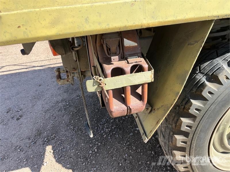 Mercedes-Benz Unimog 4x4 Flatbed Truck 平板式/側卸式卡車