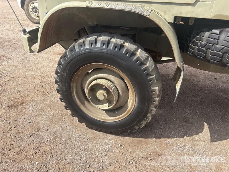 Mercedes-Benz Unimog 4x4 Utility Vehicle ماكينات منفعة عامة