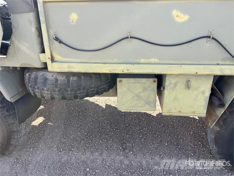 Mercedes-Benz Unimog 4x4 Flatbed Truck 平板式/側卸式卡車