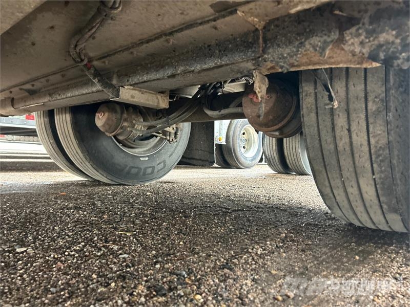 Merritt 53 ft T/A Spread Axle Livestock Trailer Prikolice za prevoz živine