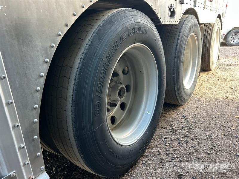 Merritt 53 ft Tri/A Livestock Trailer Prikolice za prevoz živine