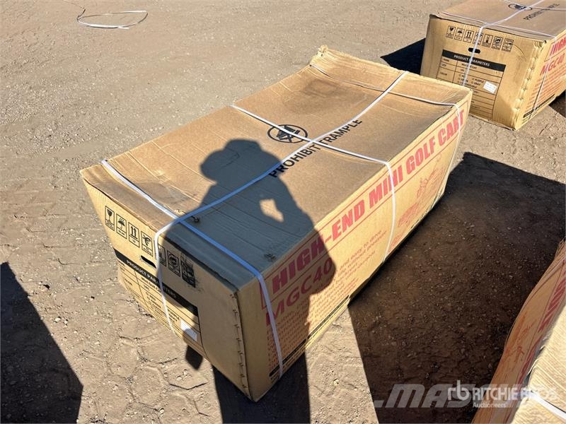  MGC40-RED 3 TT E-Trike Mini Scooter (Unused) Квадроциклы