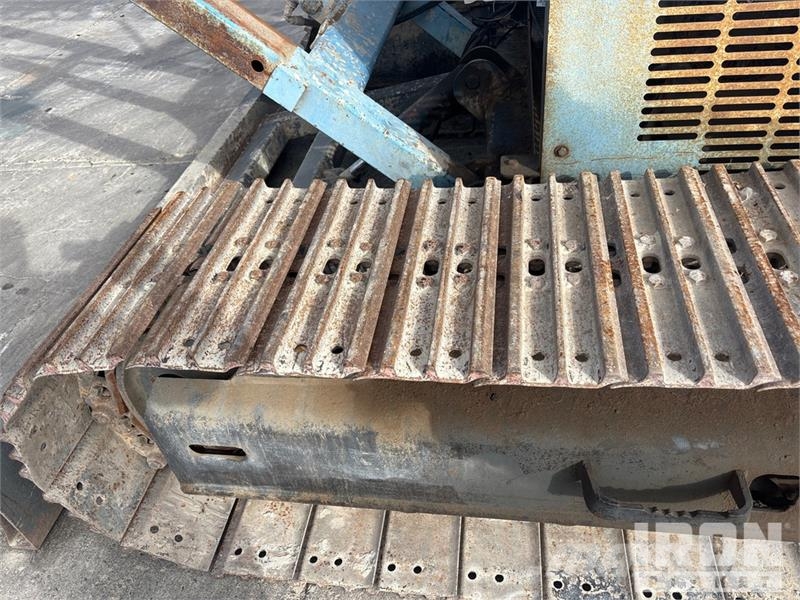  MGL 7536T 32 in x Tracked Stacking Conveyor معدات البناء - غير ذلك