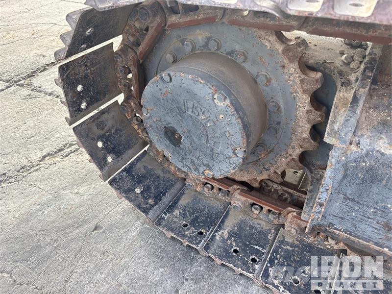  MGL 7536T 32 in x Tracked Stacking Conveyor معدات البناء - غير ذلك