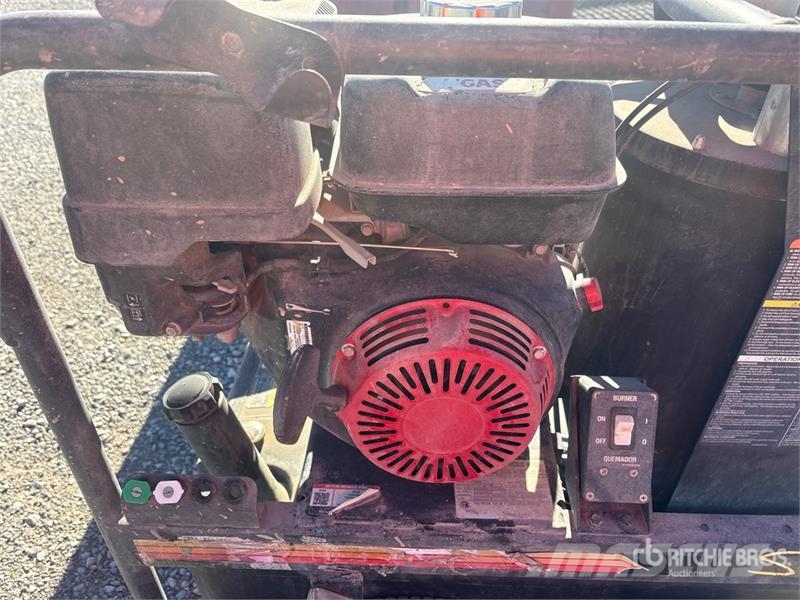 MI-T-M HSP-3504-3MGH Pressure Washer Lagedrukreinigers