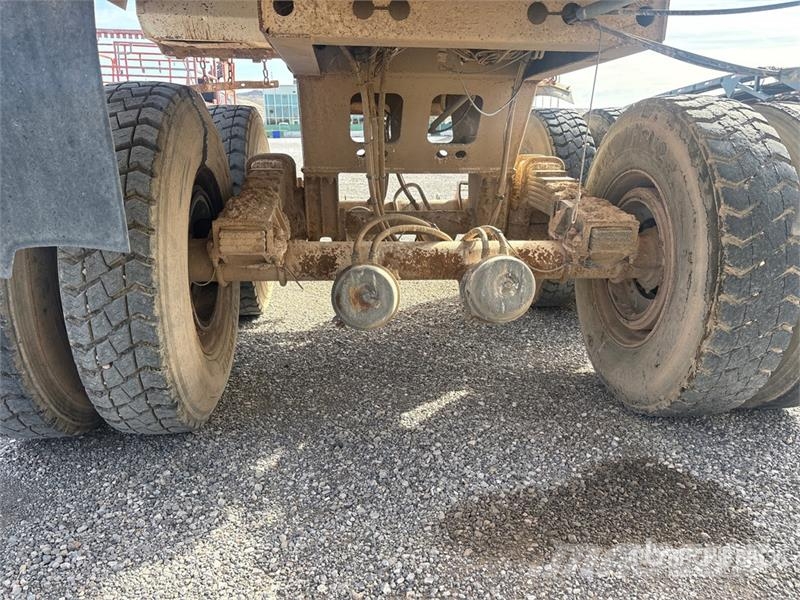 Midland MG37SK2300 37 ft T/A End Dump Trailer Remorque benne