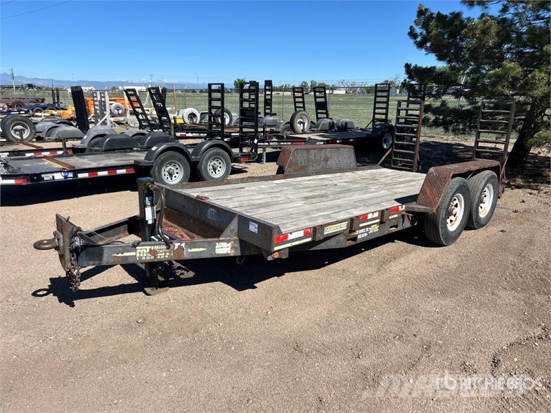 Miller 16 ft T/A Equipment Trailer مقطورات مركبات نقل