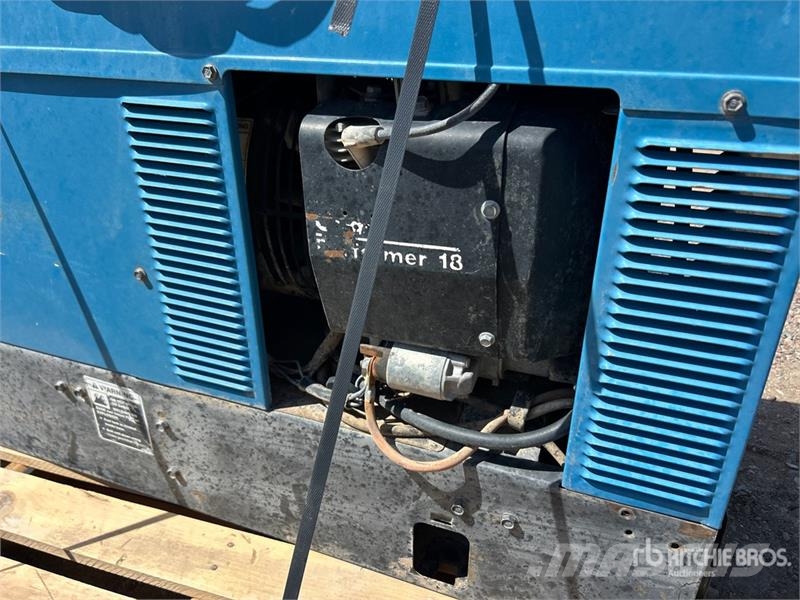 Miller 225 A Skid-Mounted Engine Driven Welder Welding Equipment