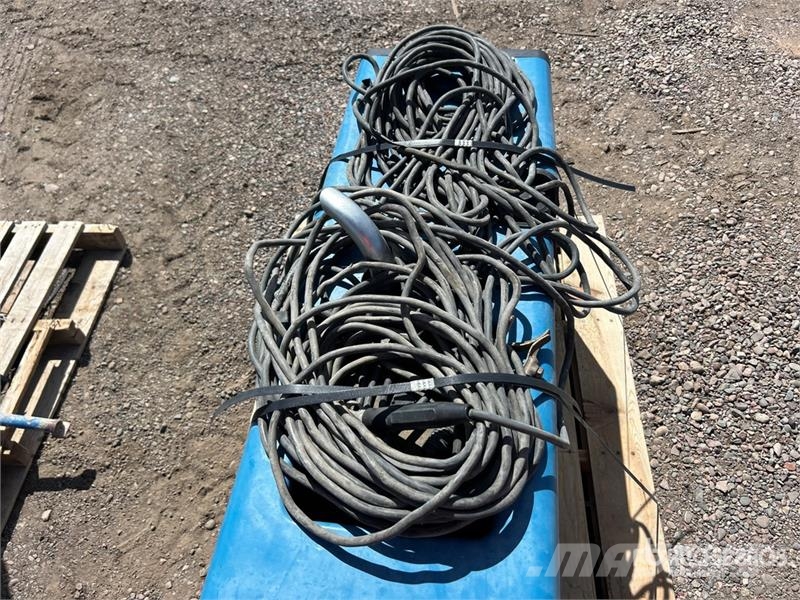 Miller 225 A Skid-Mounted Engine Driven Welder Welding Equipment