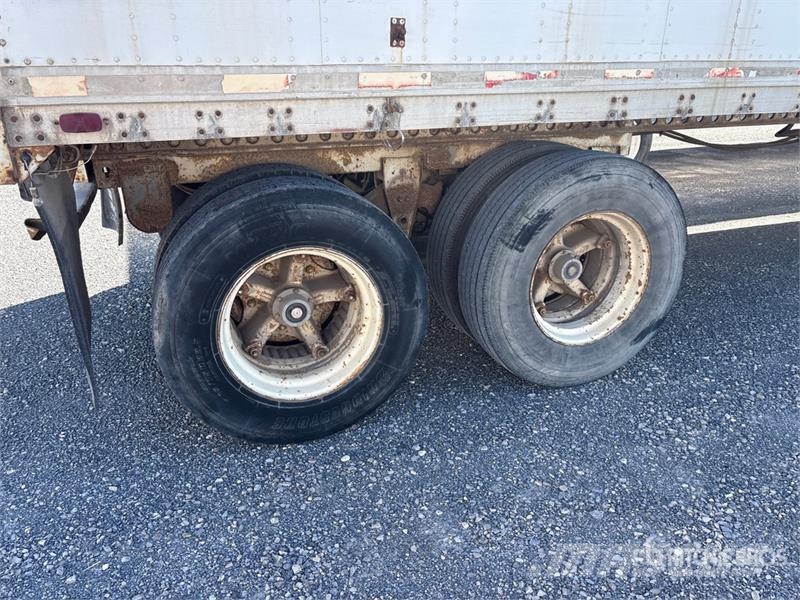 Miller 45 ft x 102 in T/A Van Trailer Kapali kasa treylerler