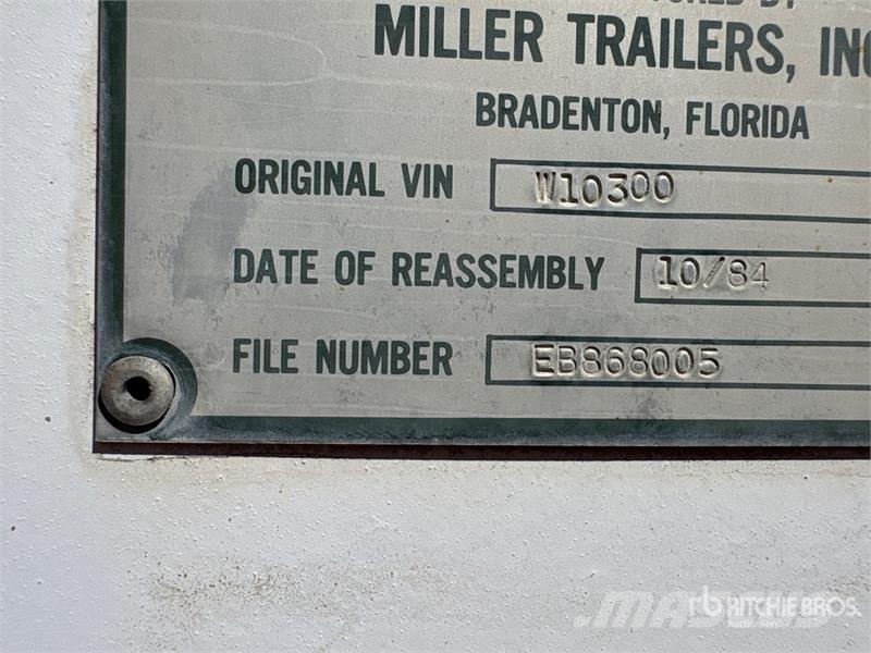 Miller 45 ft x 102 in T/A Van Trailer Kapali kasa treylerler