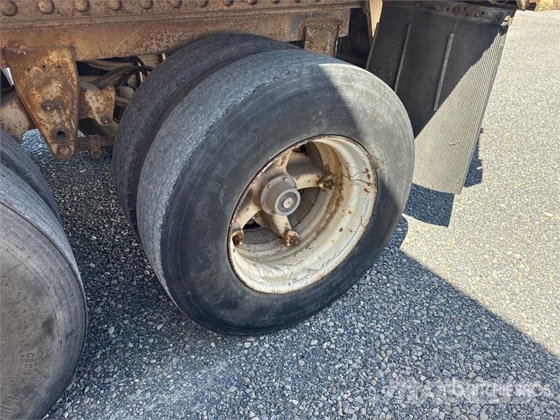 Miller 45 ft x 102 in T/A Van Trailer Kapali kasa treylerler
