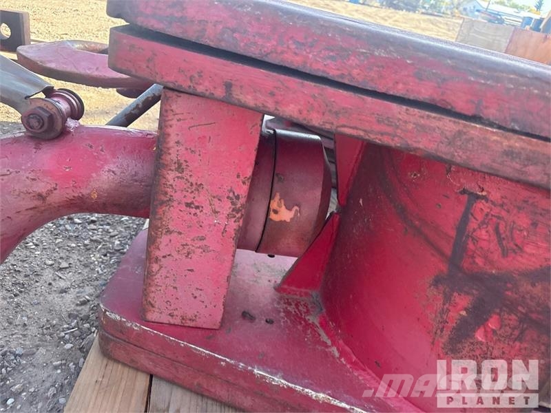 Miller 58 in 70 ton 4 Sheave Load Block Accessoires et pièces pour grue
