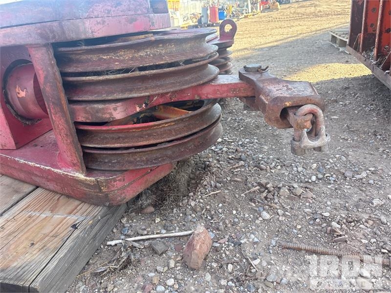 Miller 58 in 70 ton 4 Sheave Load Block Accessoires et pièces pour grue