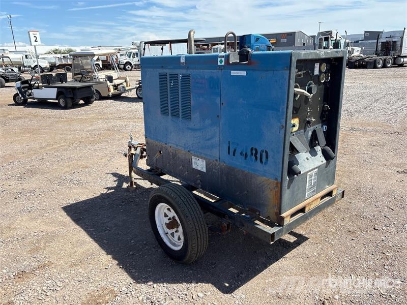 Miller Big Blue 40 A Mobile Multi-Process Engine Driven W 용접기