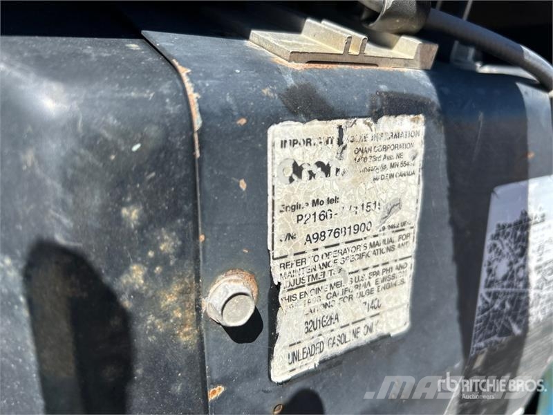 Miller Bobcat 225 70 A Multi-Process Engine Driven Welder 焊接设备
