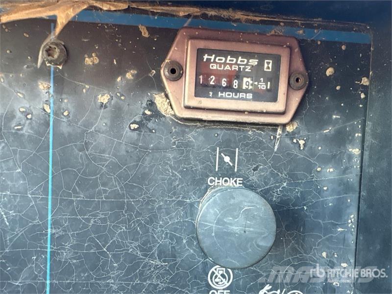 Miller Bobcat 225D 焊接機
