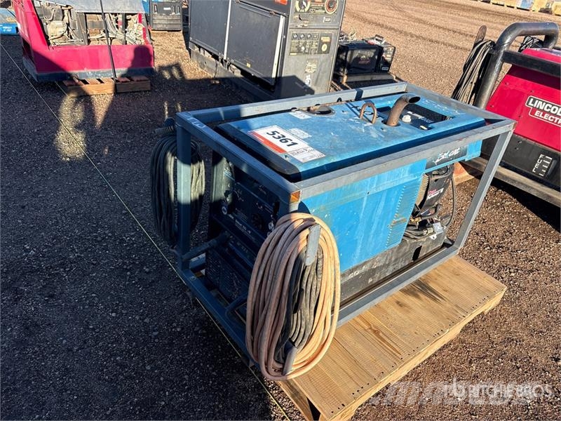 Miller Bobcat 225D 焊接機