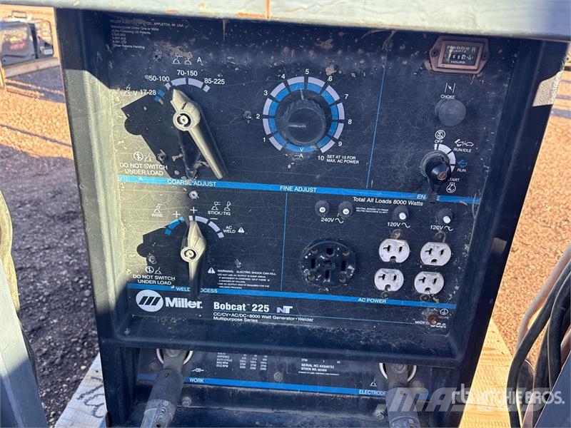 Miller Bobcat 225D 焊接機