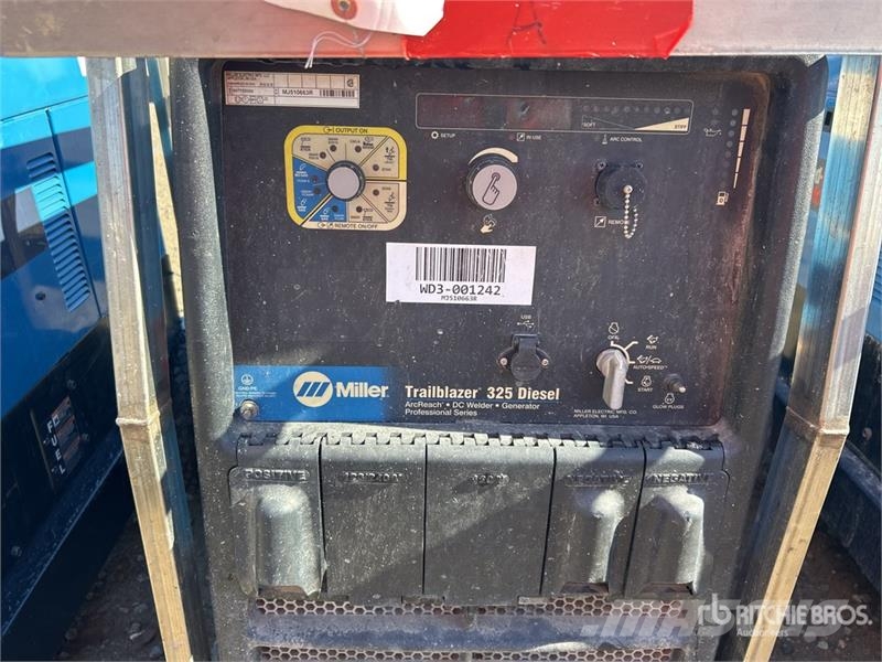 Miller D325K3 Multi-Process Engine Driven Welder Varilni instrumenti